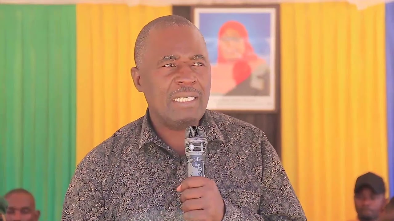 DC BUSWELU AHIMIZA UCHAGUZI WA AMANI AKIFUNGA MAFUNZO YA JESHI LA AKIBA KATUMA.
