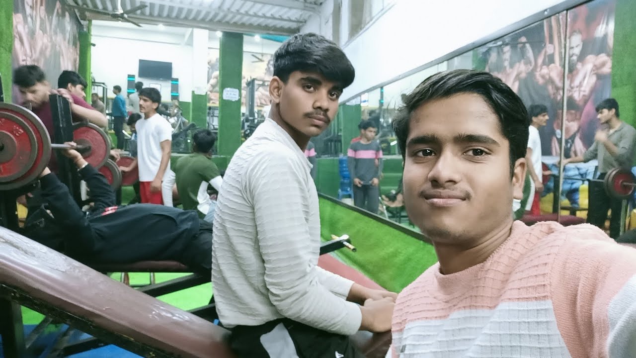 Aaj maine apne dost ko apni gym dikha Dali 🥰🥰 vlog Day20