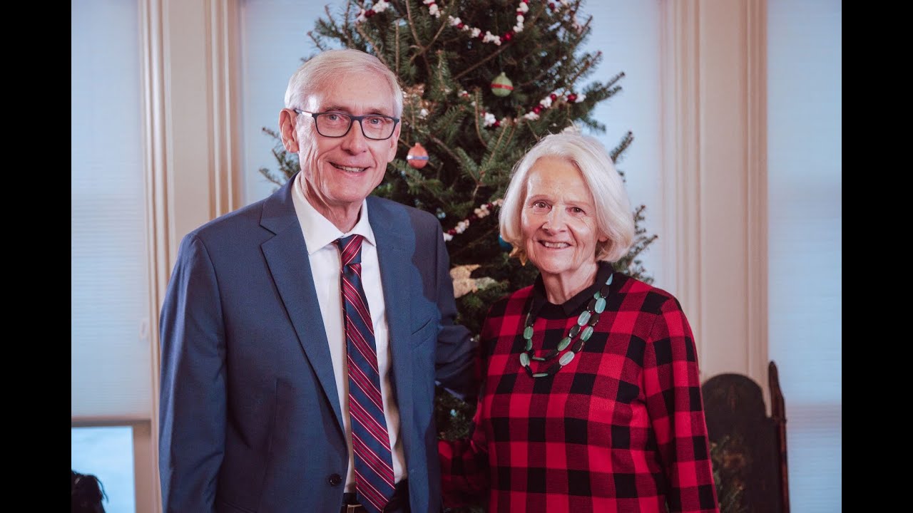 2021 Wisconsin Executive Residence Holiday Decorations Virtual Tour