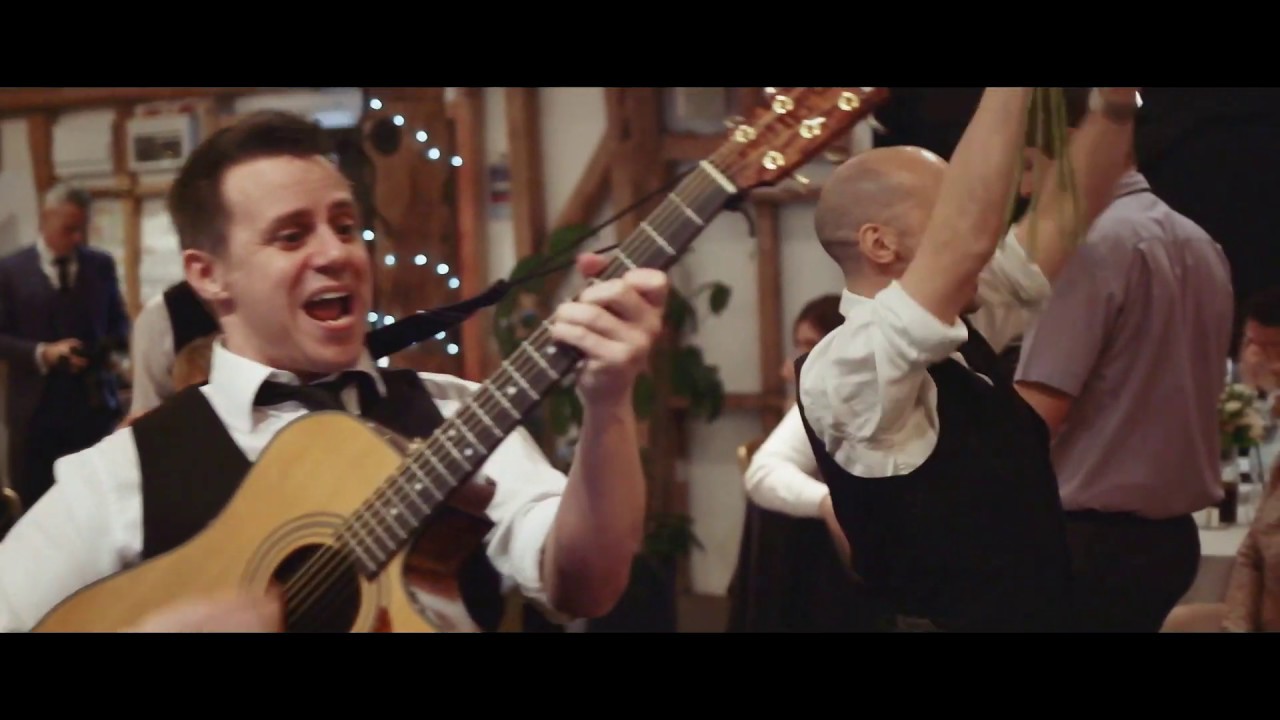 Singing Waiters - Cara & Martin - 16 03 2019