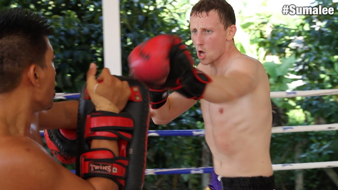 2 Rounds Ep.5: Muay Thai padwork with Martin Avery & Khru Max