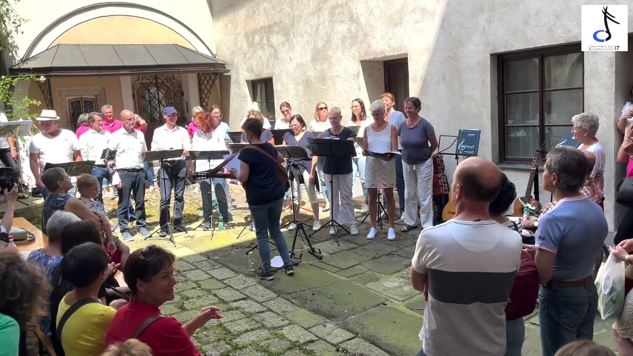 Schena Mensch - folkshilfe II Ensemble Chorreiche 17