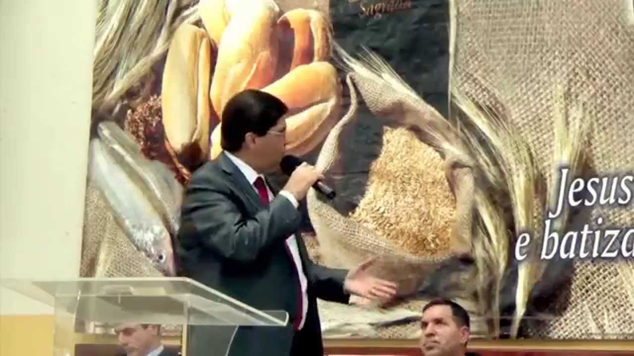 Como saber se uma pessoa tem o Espírito Santo ou somente emoção