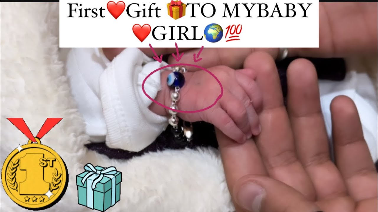 Apni BABY GIRL 👧 ko Diya || uski LIFE😇🌍 ka sab se pehla || GIFT 🎁 || @armaanthakurvlogs2567