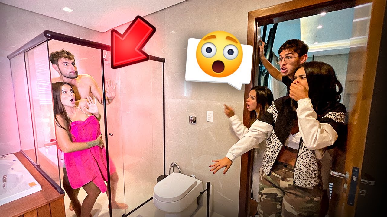 FINGI TOMAR BANHO COM A LAIS E OLHA O QUE ROLOU!!