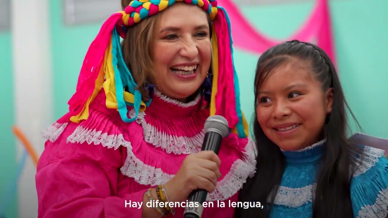 Xóchitl Gálvez - Mujeres y hombres de comunidades indígenas y del campo queretano.