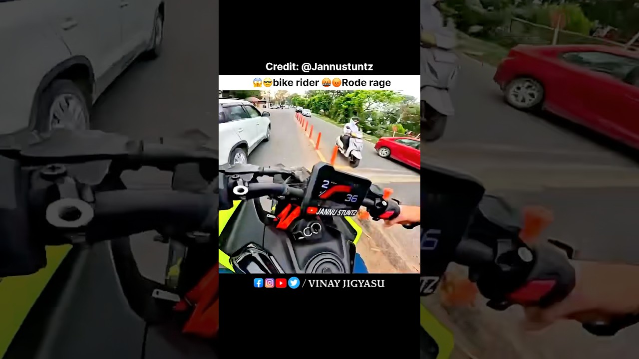 Road rage 😡 chapri girl  #rajadc  #roadrage #dalimsharma #bikerrider #r15v4