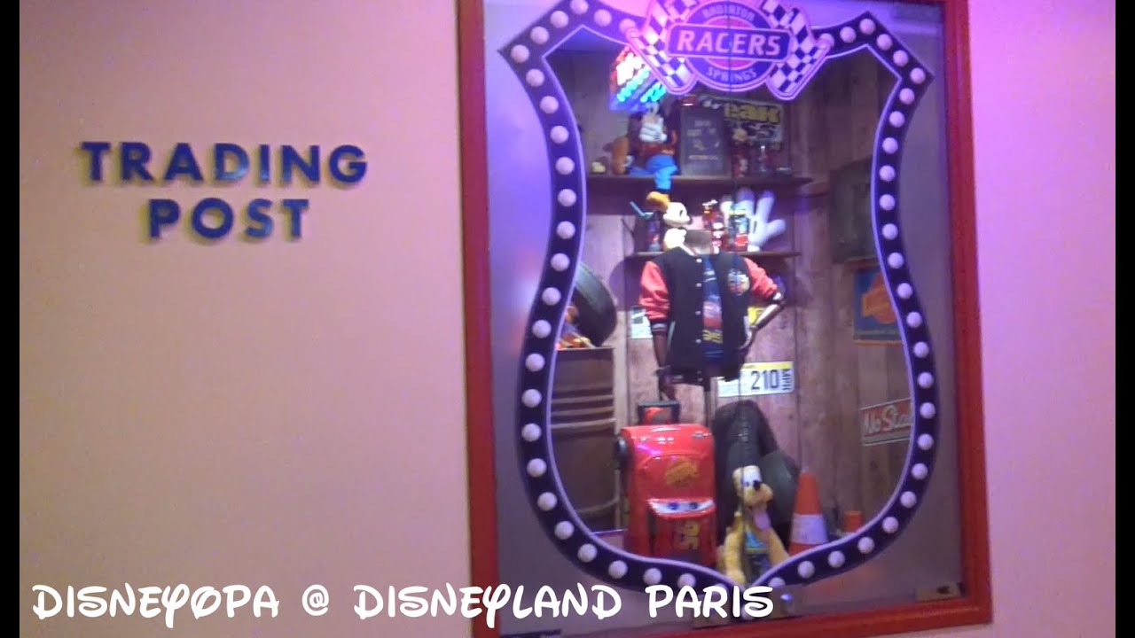 Das ganze Merchandise des Hotel Santa Fe im Disneyland Paris 1/3 DisneyOpa