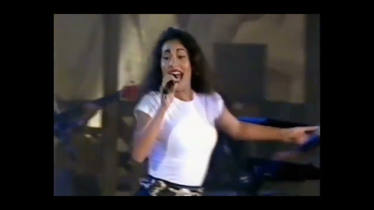 Selena - La Llamada / La Carcacha Remastered HD (Live From Acapulco 1994)