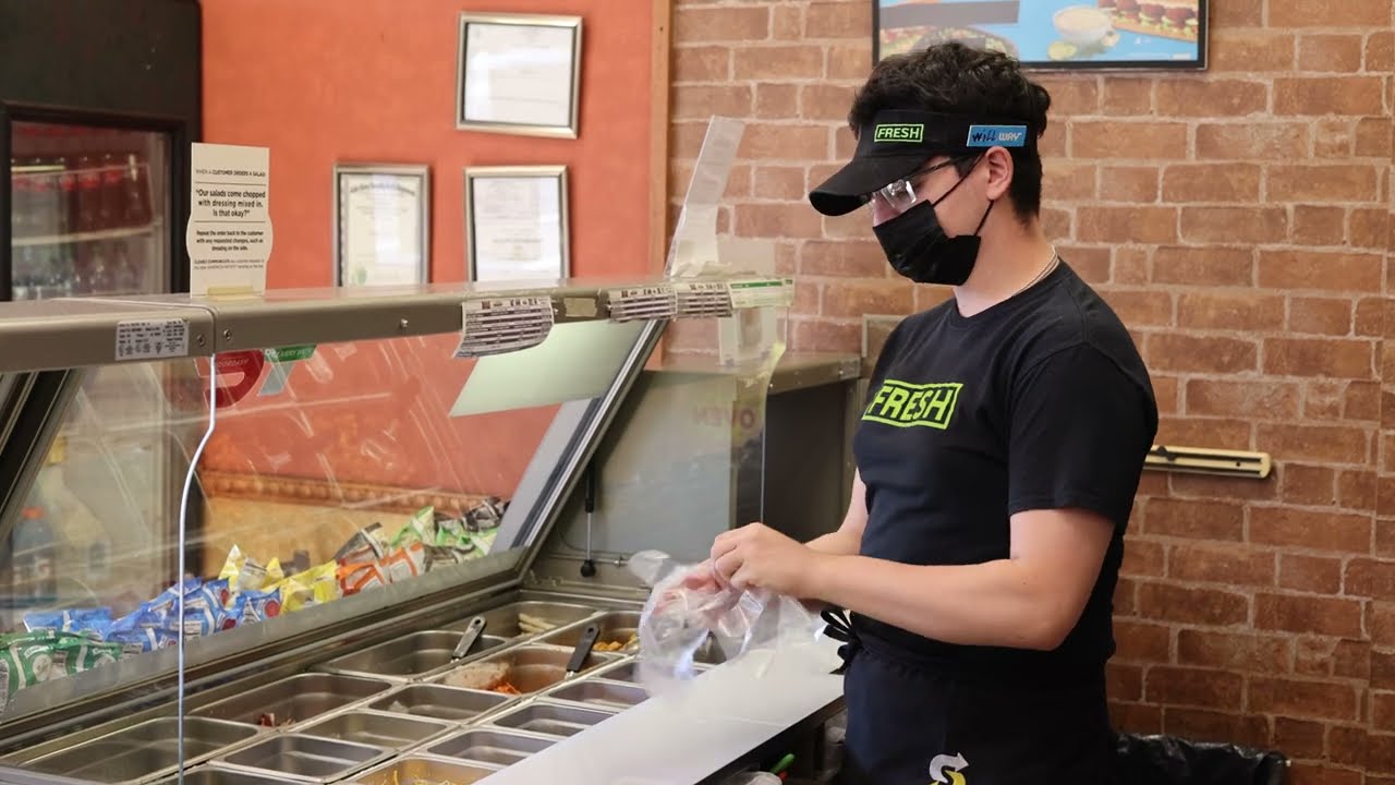 how to make an italian bmt at subway