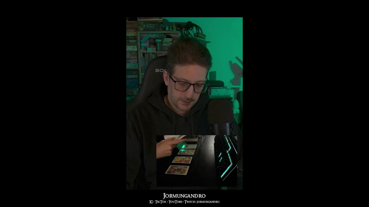 La serata giusta per chiedere consiglio alle carte! Con i tarocchi di Jorm in ASMR