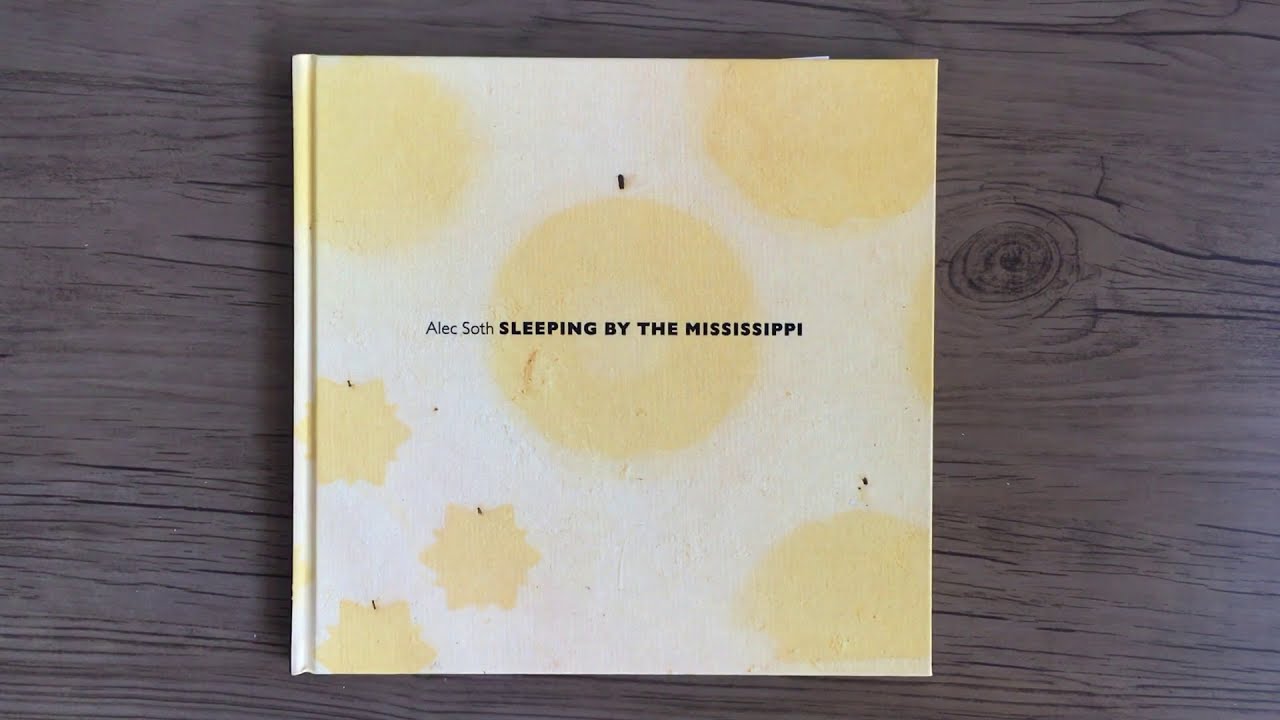 ALEC SOTH   Sleeping By The Mississippi