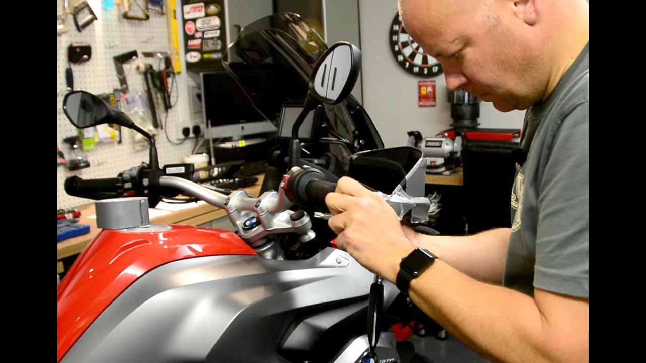 Fitting BMW Touratech Handguards