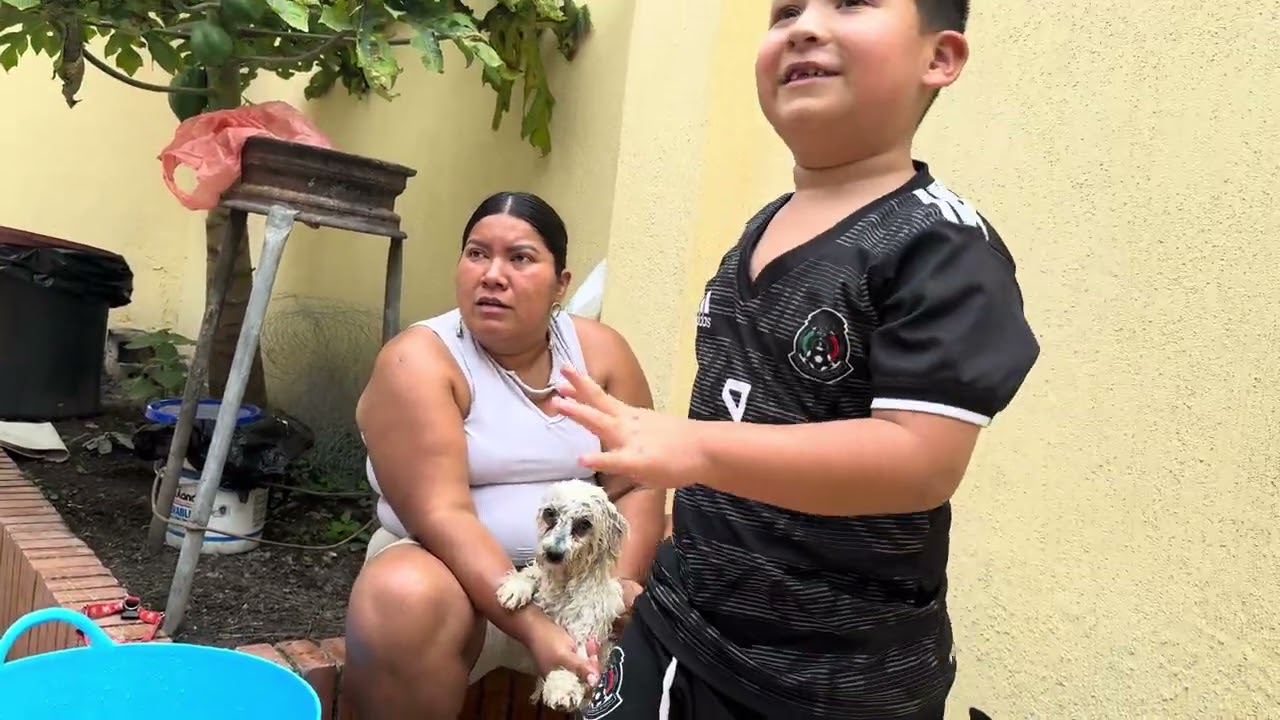 ACOMPÁÑENME A BAÑAR A COPITO ☺️🐕