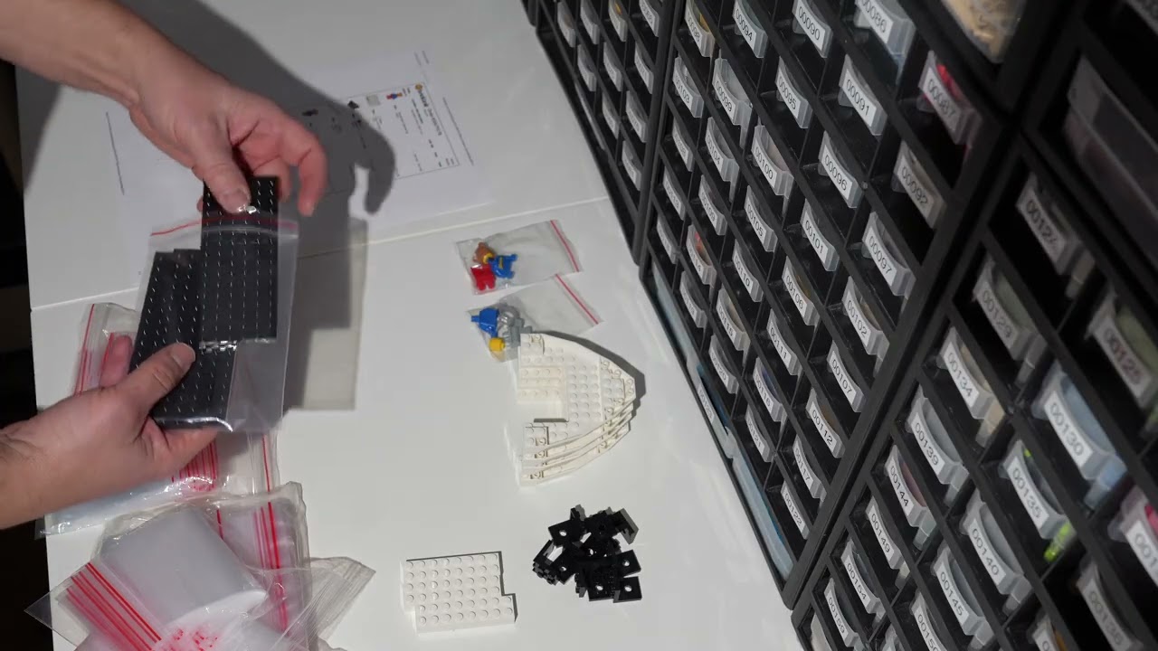 Packing a BrickLink LEGO Order | Relaxing Picking & Packing - Order #30679178 - #lego #bricklink