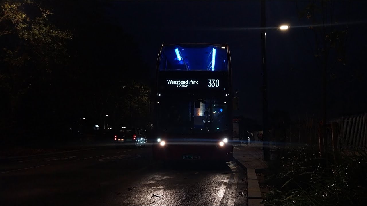 FRV. Go Ahead London Route 330. Silvertown, Pontoon Dock - Wanstead Park Station. SN60 BZO - E141