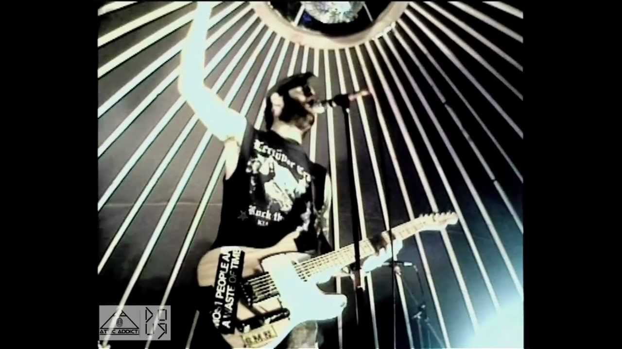 S06E21 - Uncommonmenfrommars @ 2011 Dour Festival