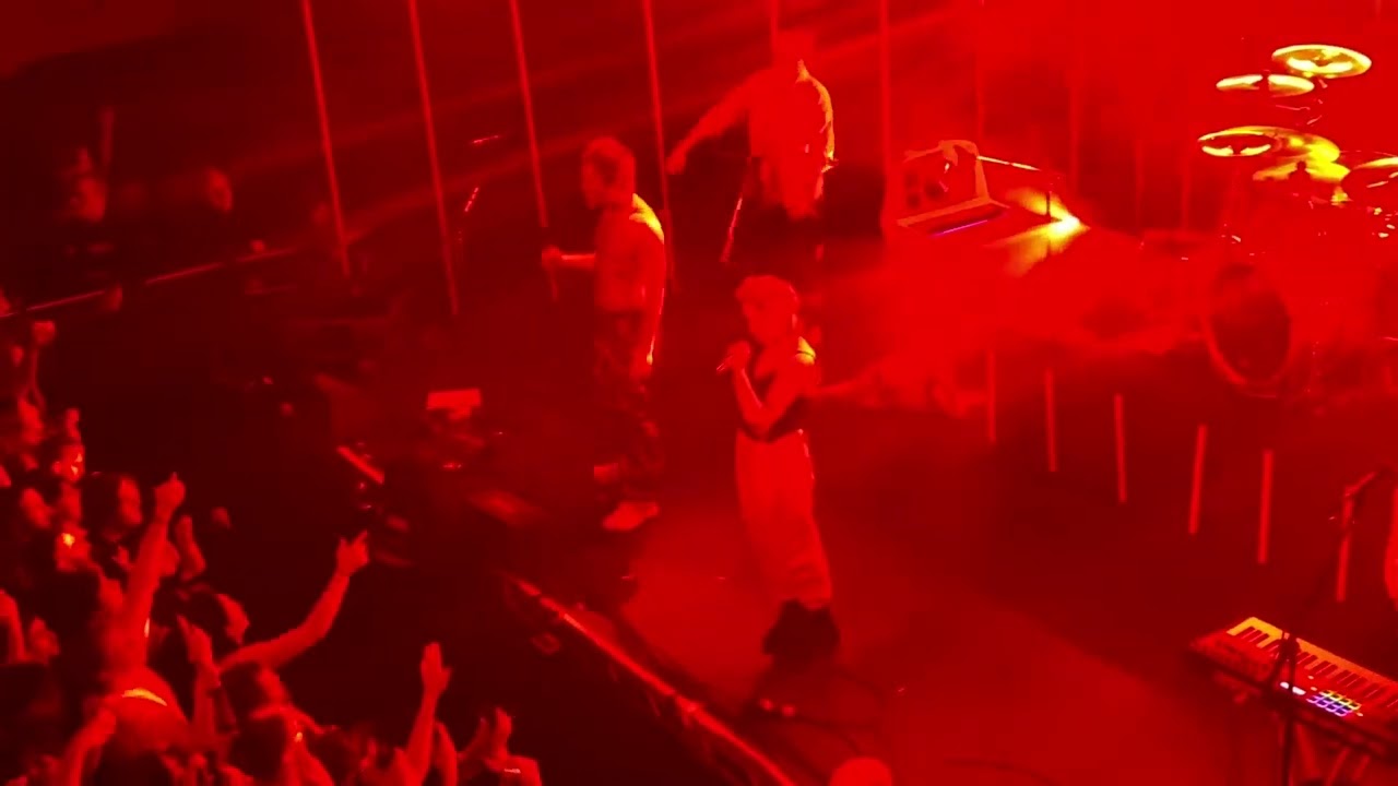 Enter Shikari/Cody Frost - Bull (live SWX Bristol 18.03.2023)