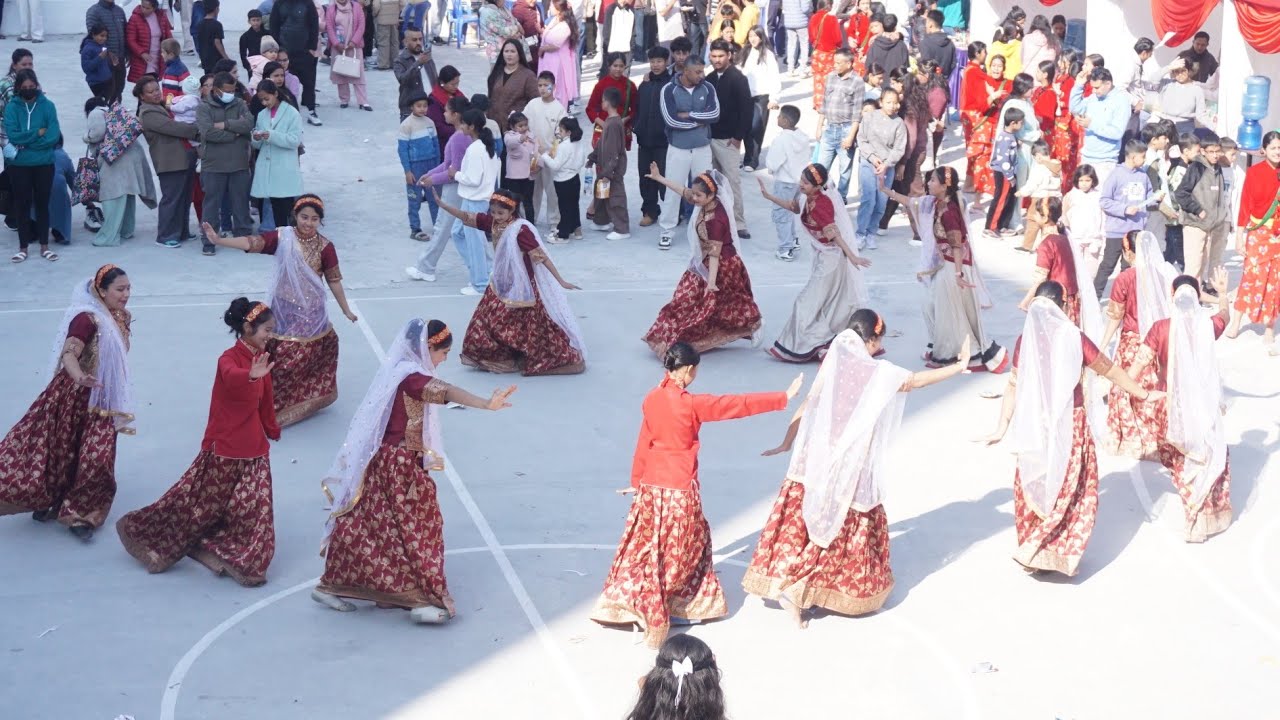 Amazing Dance Performance by Grade 7 Students | Gyankunj Carnival