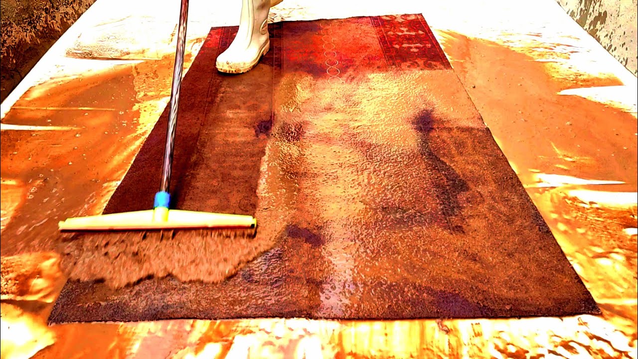 This dirty carpet is very dirty and messy! | Satisfactory carpet cleaning