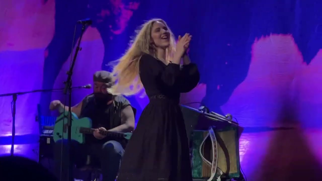 “Season Of The Witch” - Robert Plant & Suzi Dian - Olympia, Dublin - 31st October 2022