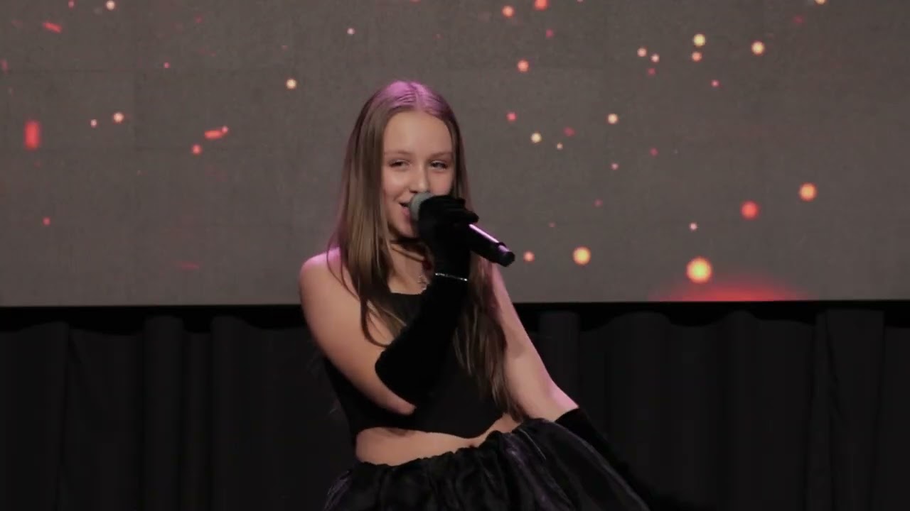 ANELIA - All I want for Christmas is you [Cover]