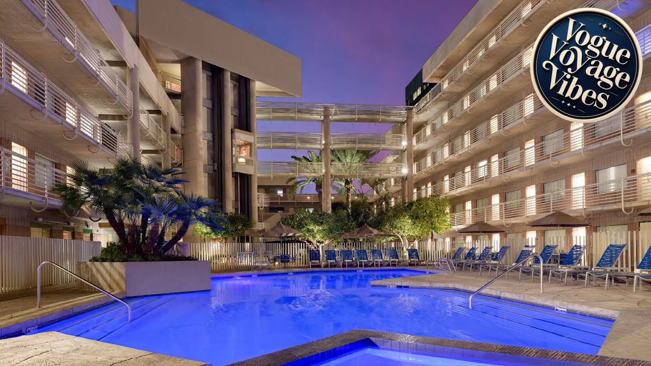 DoubleTree Suites by Hilton Phoenix | Phoenix (AZ), United States | Hotel Review 🏨