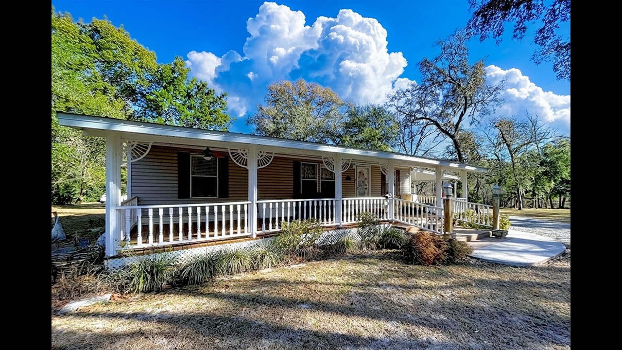 Tampa, FL Real Estate Photography - Dade City - For Sale - 37767 Oak Forrest Dr, Dade City, FL 33523