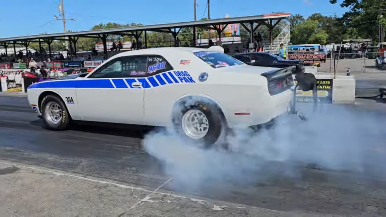 Гоночный автомобиль Challenger DRAG PAK заводской сборки