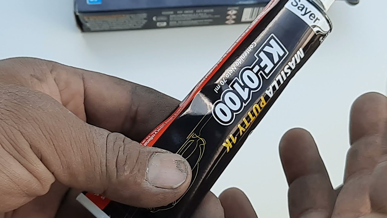 Poniendo a prueba la masilla. PUTTY. de la marca sayer.