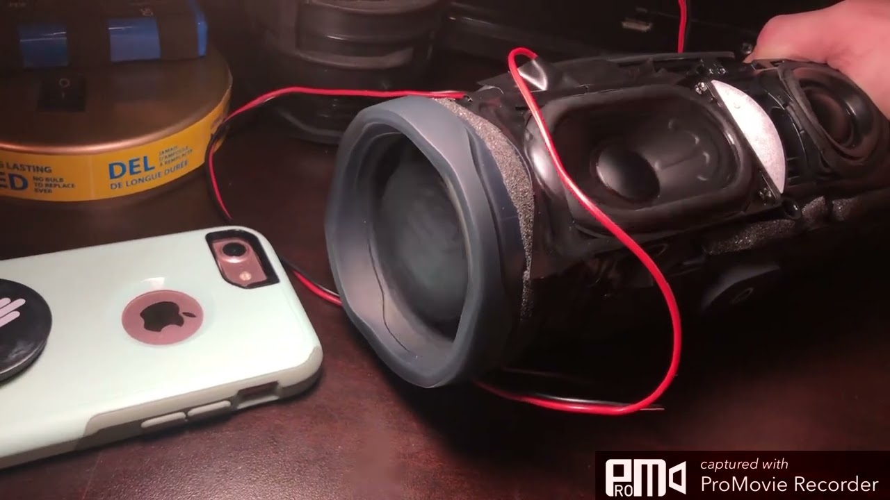 JBL charge essential 2 LFM 100 bass test