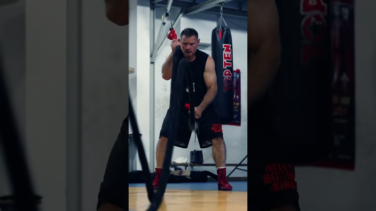 Boxing legend Zsolt &ldquo;Mad&aacute;r&rdquo; Erdei🇭🇺 is back!🔥