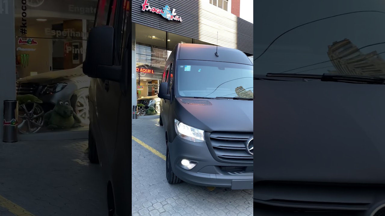 Mercedes Sprinter 2020 preta fosca, transformada em 6 lugares com muita praticidade e conforto