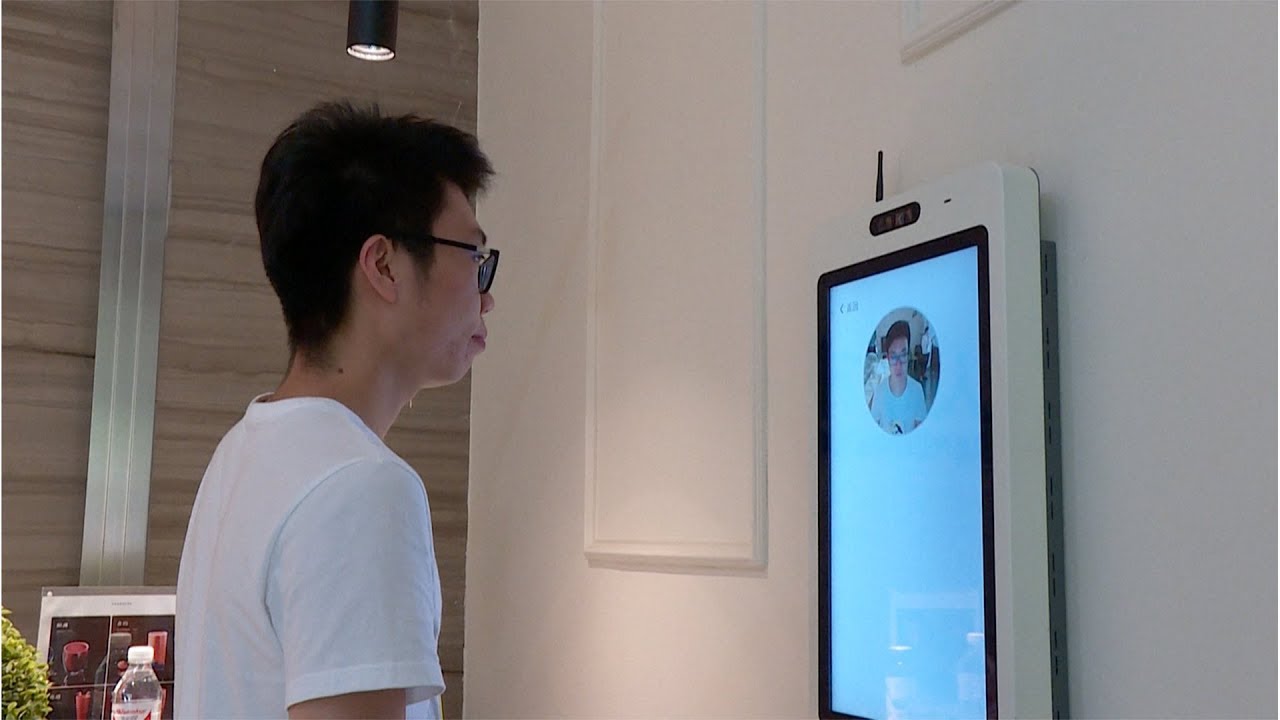 China faces up to new payment technology