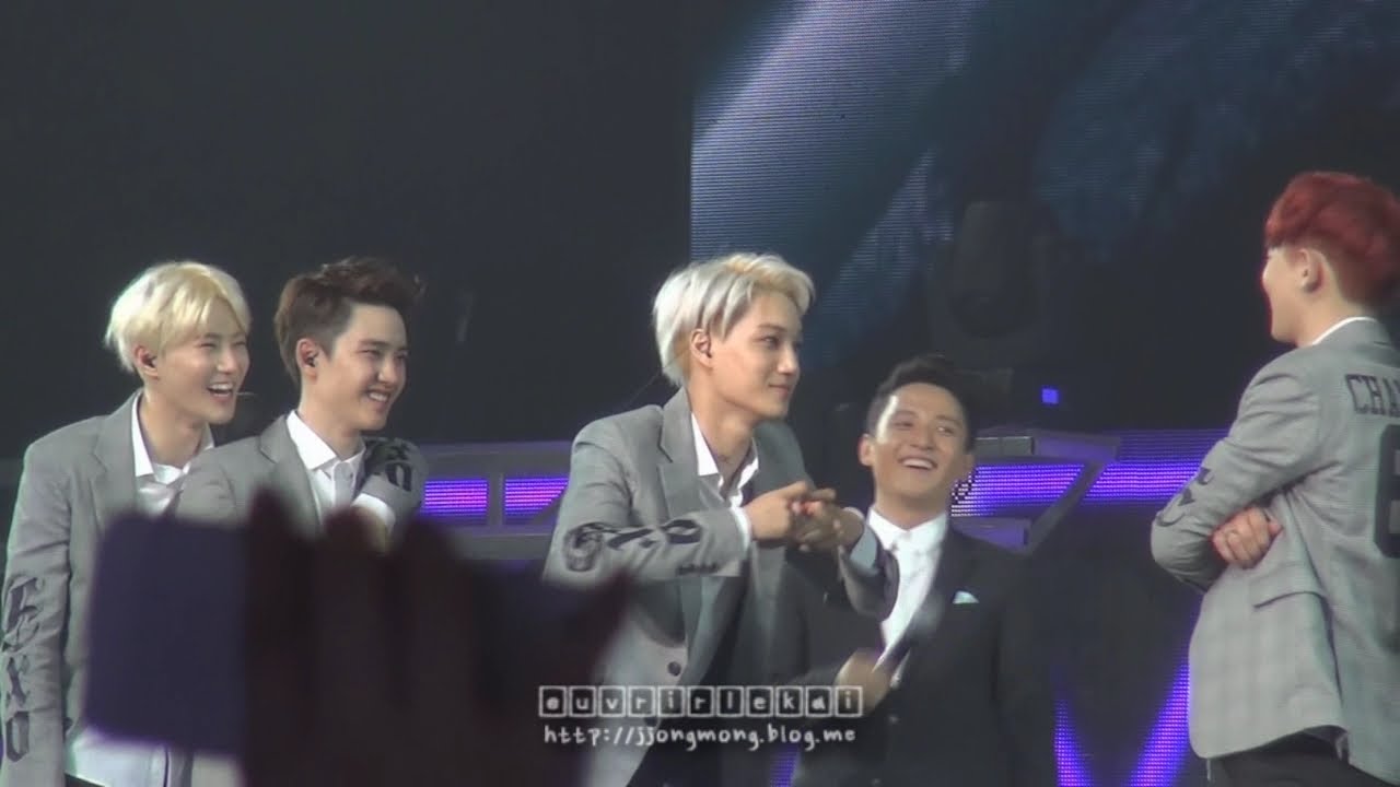 140511 EXO 상해 쇼케이스 장난좀 칠줄아는 짱구아빠 종인이
