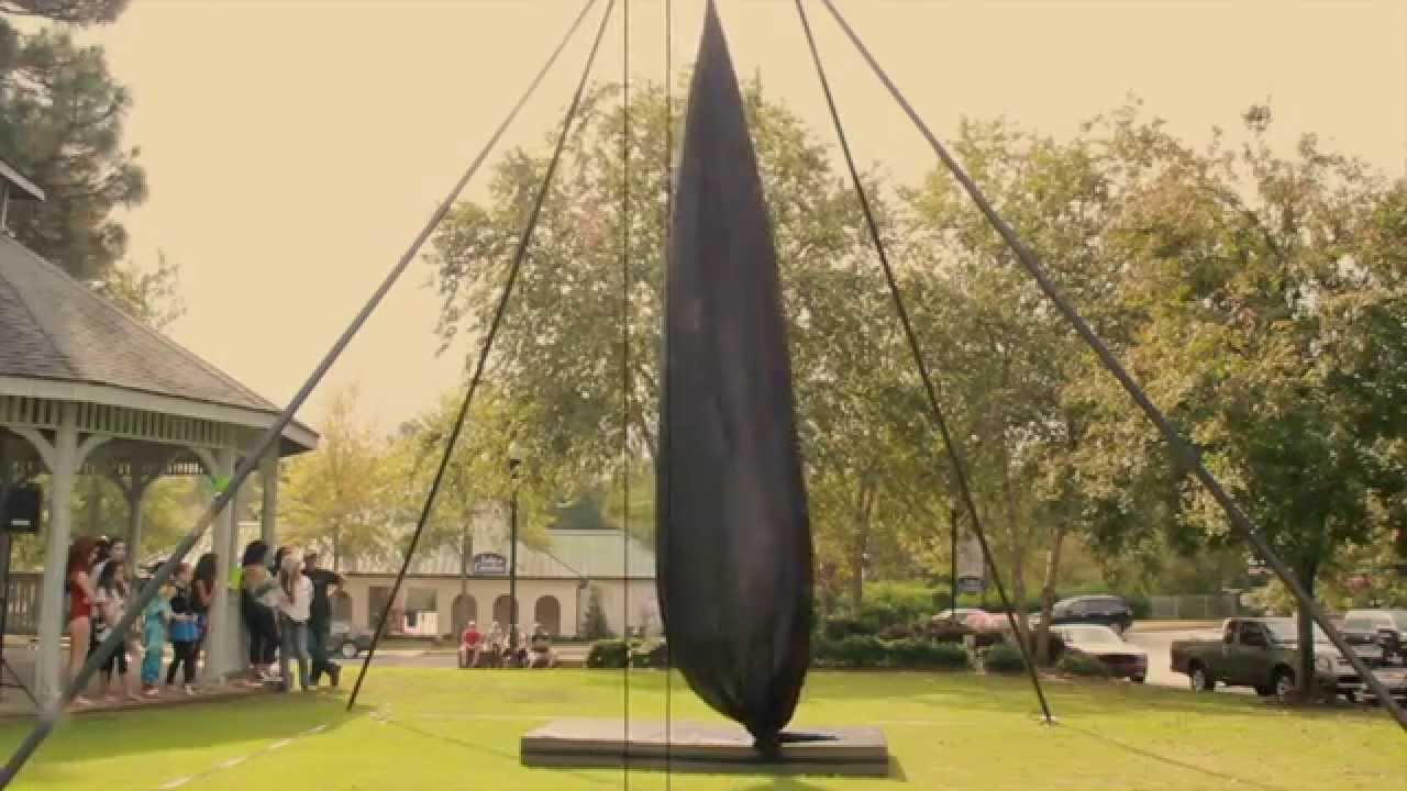 Halloween Aerial Silk Performance to Sinister