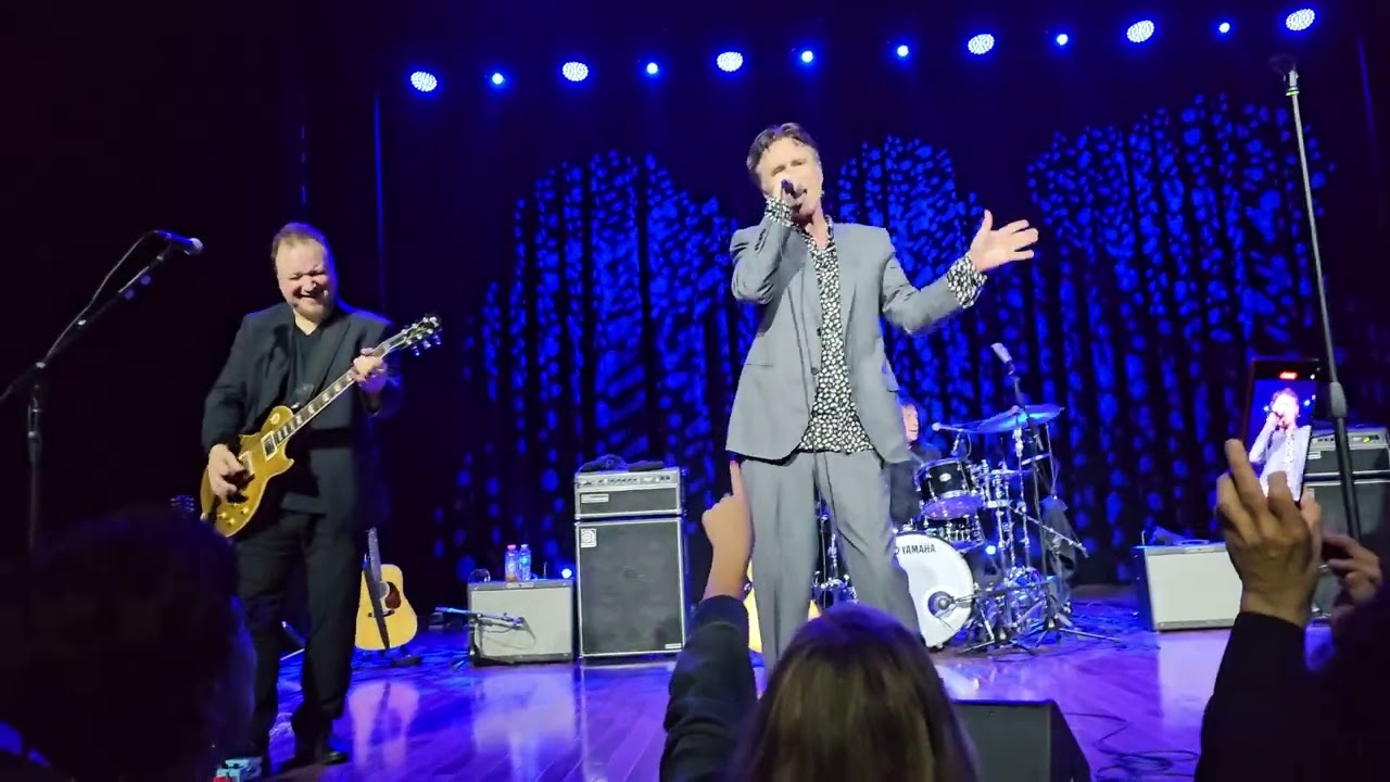 John Waite-Change/Back on My Feet Again/Whole Lotta Love-11/17/23-Robins Theater-Warren Oh