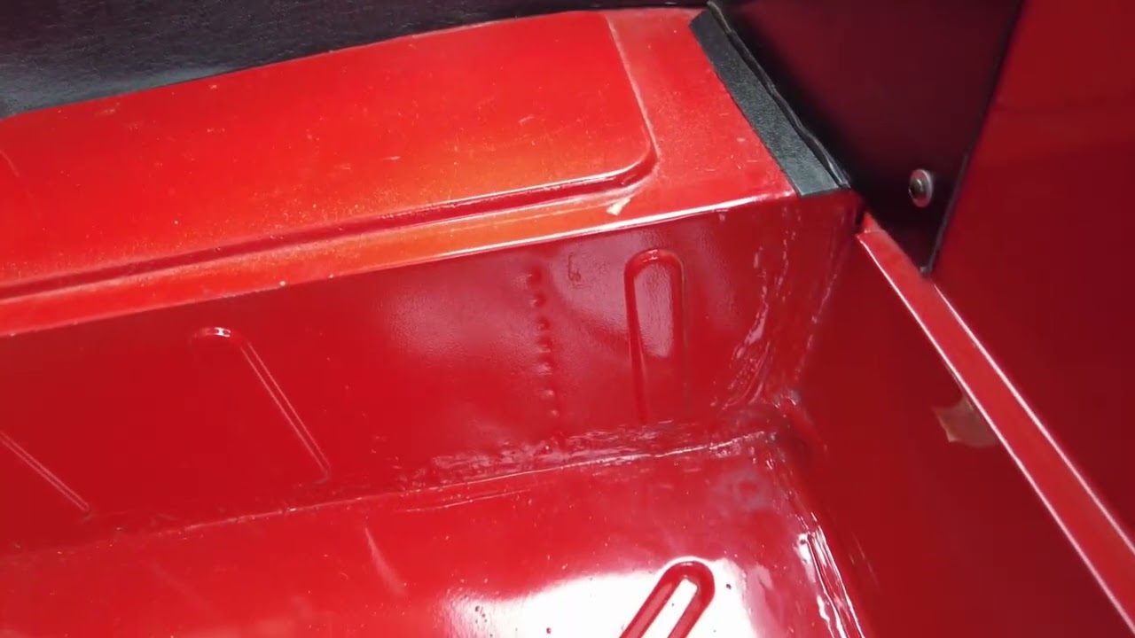 1969 Triumph TR6 Interior Review