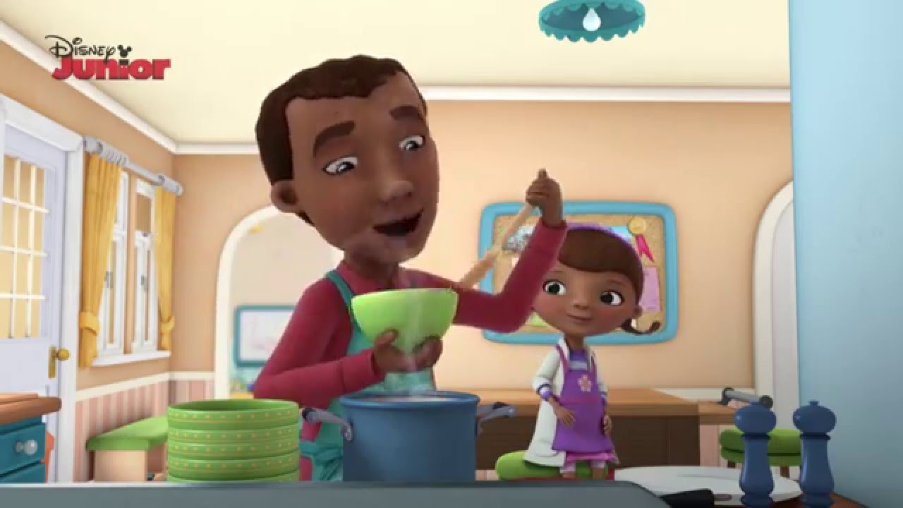 Doc McStuffins | Chef Doc! | @disneykids