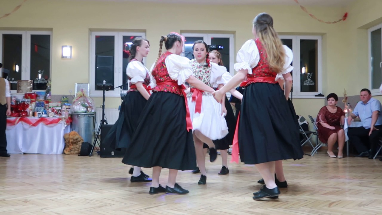 Perinbaba- Folklórny ples 2017