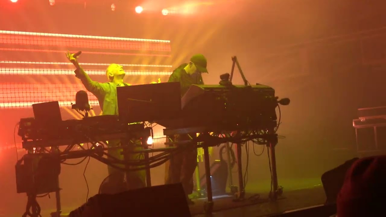 Underworld @ Brixton Academy 2026 (first set) - 07.02.26