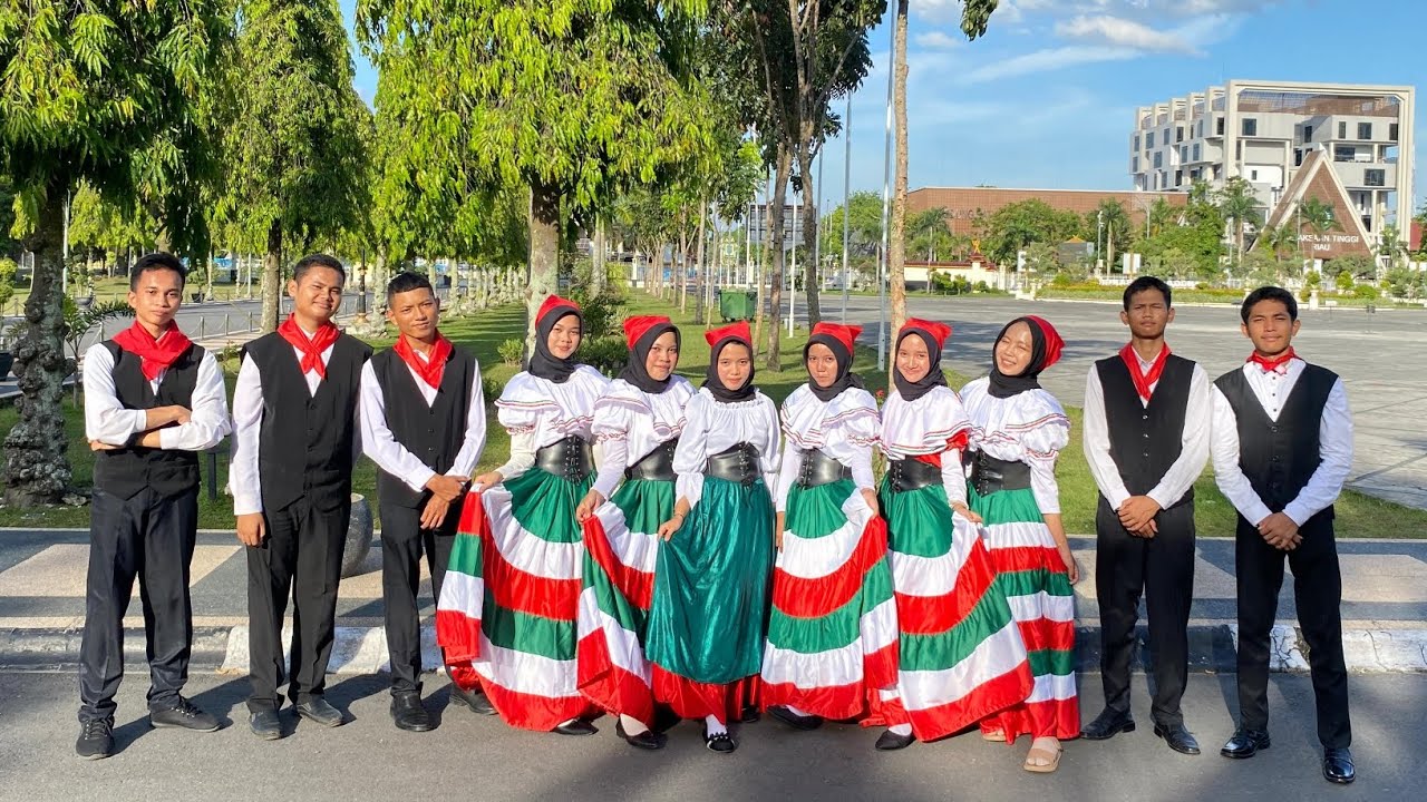 TARI MANCANEGARA (TARI TARANTELLA ITALY) || OLEH KELOMPOK 1 DAN KELOMPOK 5 || XI ENGINEERING