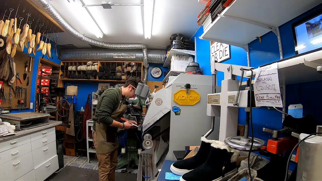 Chiappetta Shoes Workshop Live - Orthotic Modifications and Adjustments - #CobblerLife