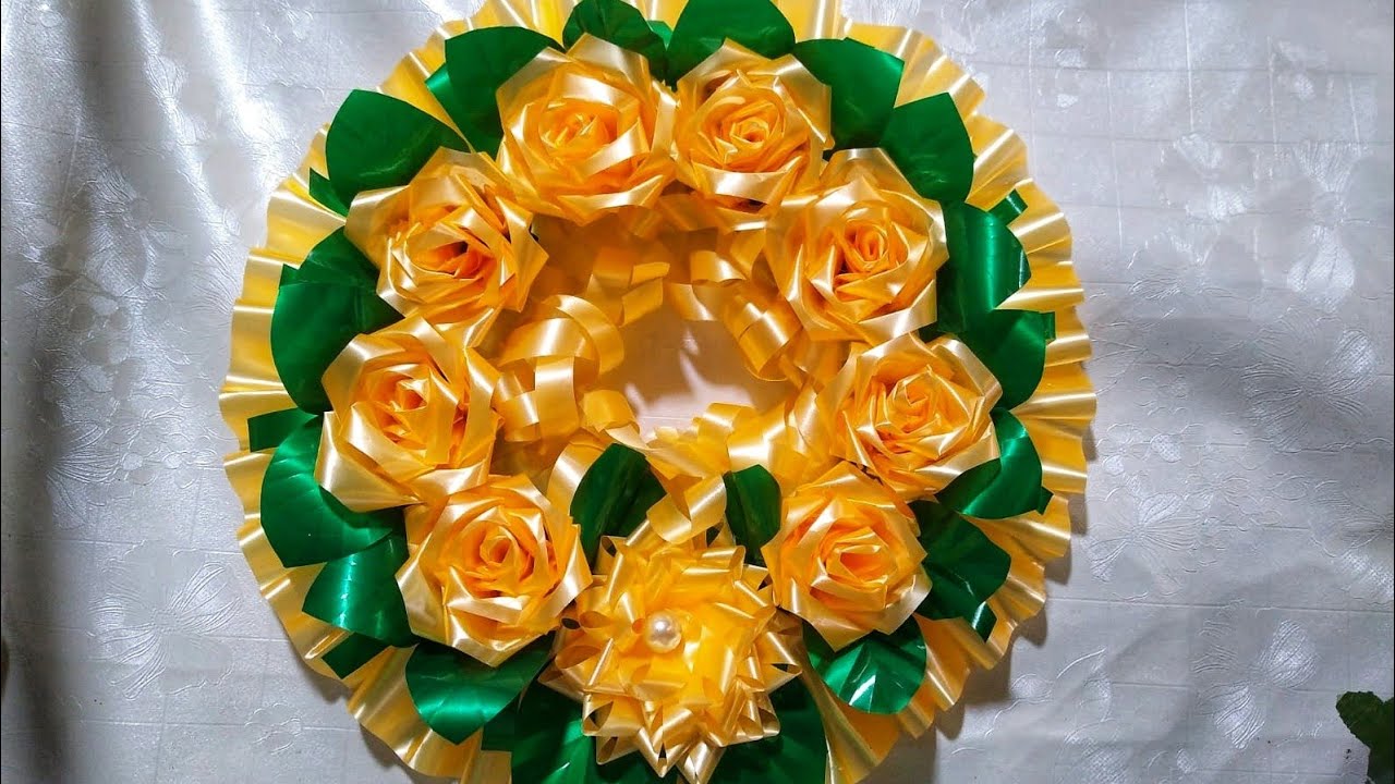  CORONITA para altar o día de muertos de ROSAS ETERNAS de celoceda