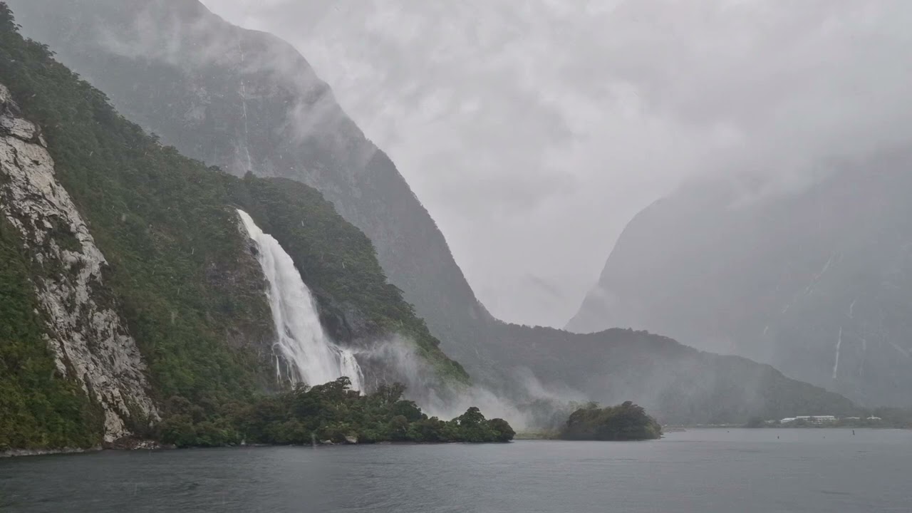 Milford Sound: Where Rain Creates Magic 