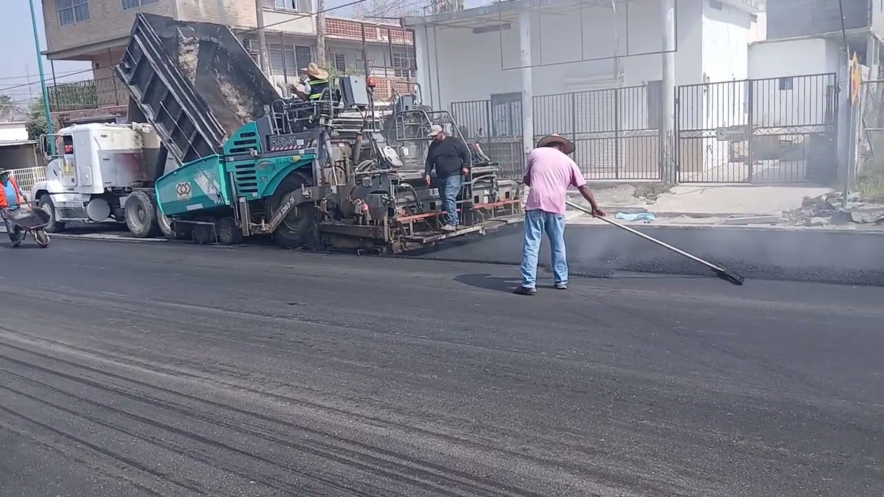 Trabajadores en un frente labor