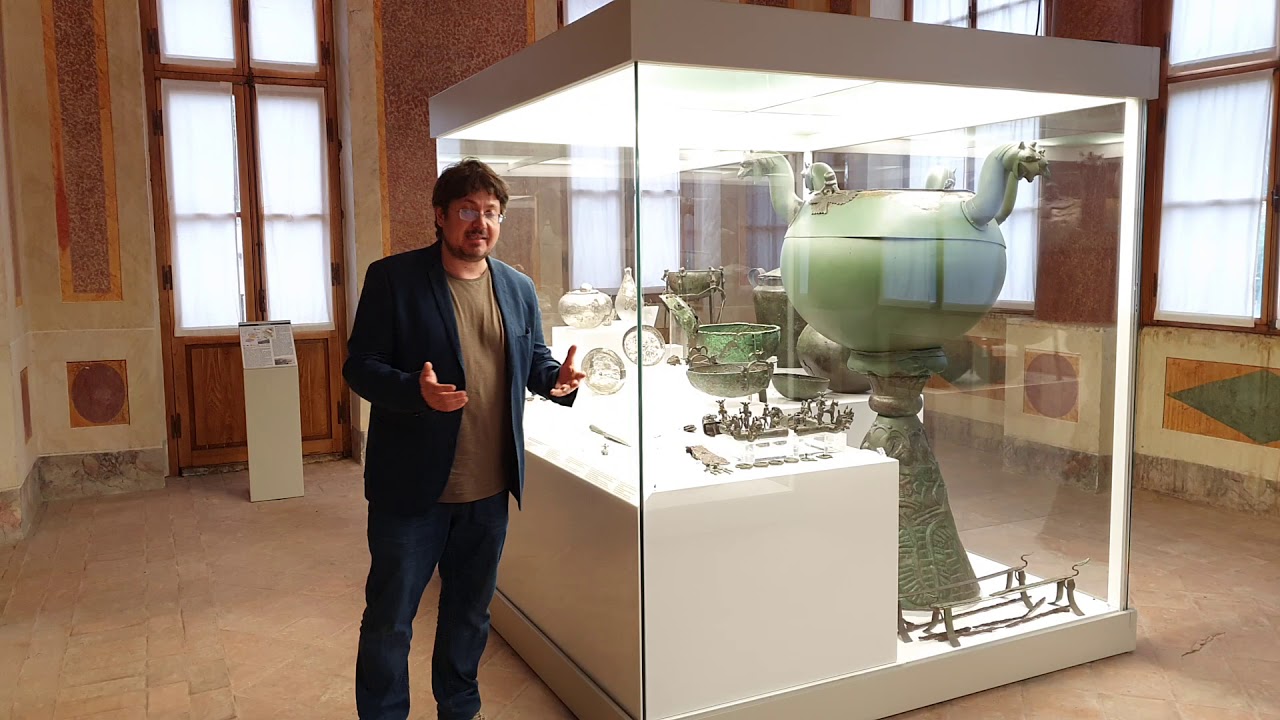 La tomba Bernardini di Palestrina da Villa Poniatowski a Napoli per la mostra Gli Etruschi e il MANN