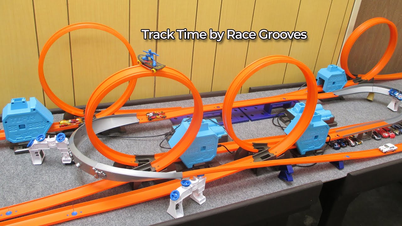 Пора на трек! Верхние ускорители 16 л от Hot Wheels Track Builder System