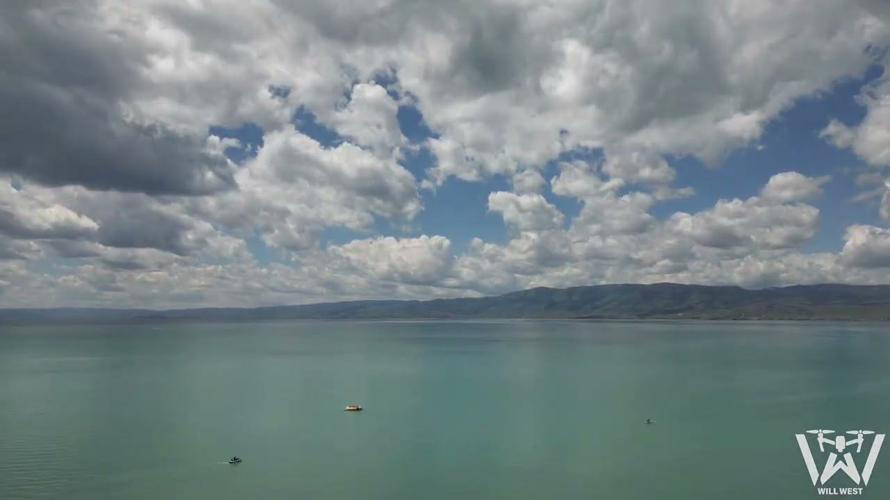 4K Drone Views of Beautiful Bear Lake