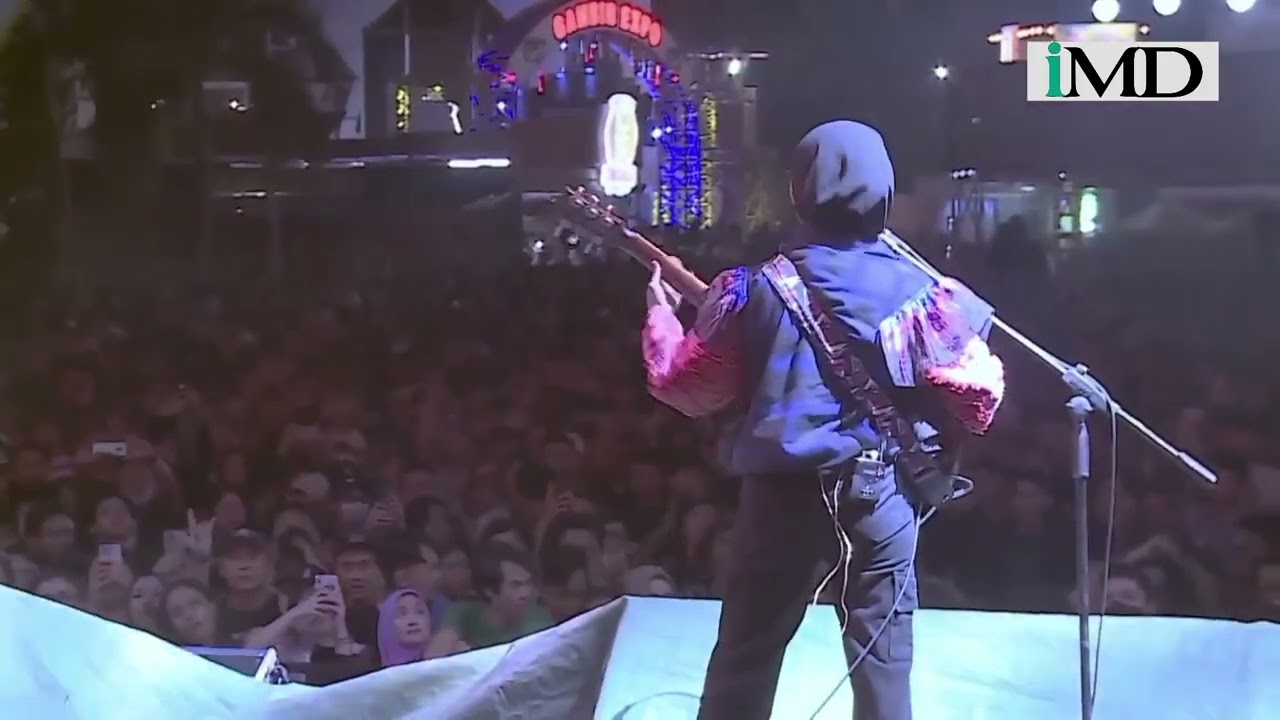 Voice Of Baceprot - Chop Suey - Live At Synchronize Fest 2022.